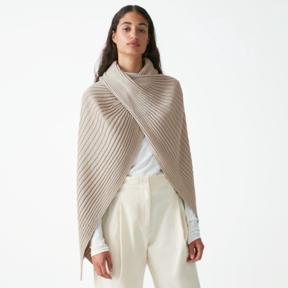 COS Beige Ribbed 100% Wool Hybrid Scarf / Poncho - Picture 6 of 8